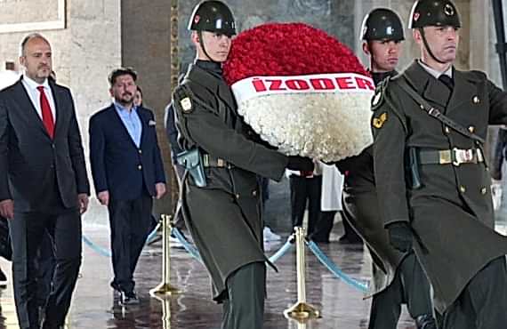 İZODER Yönetim Kurulu ile Anıtkabir Ziyareti